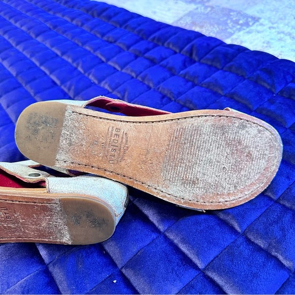 Bed Stu Soto Leather T-Strap Sandals - Picture 7 of 10